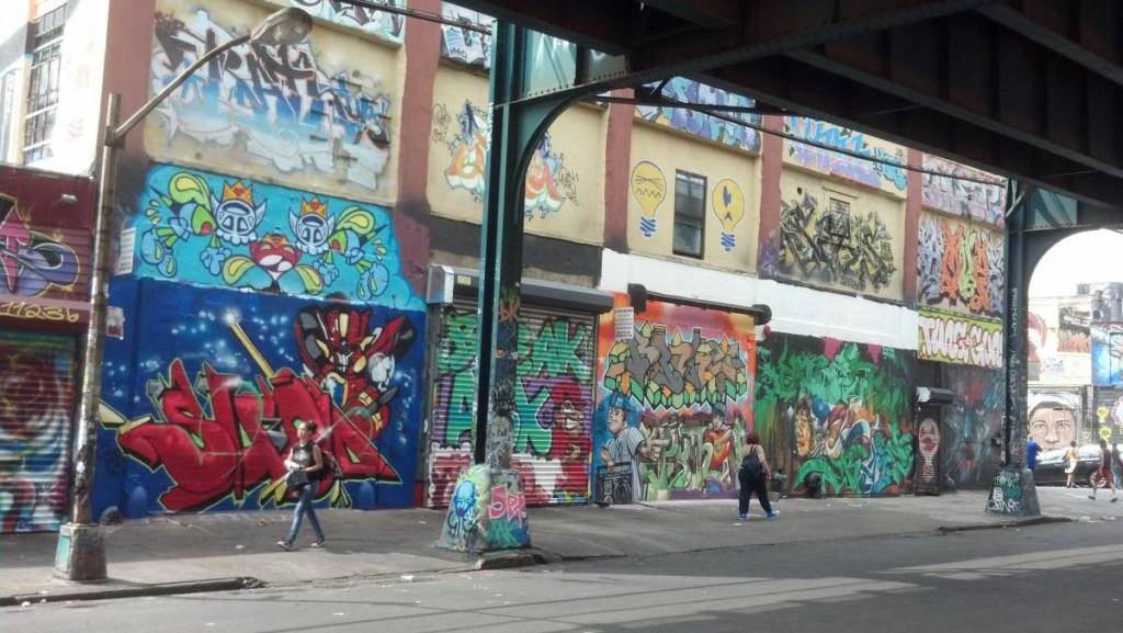 5 Pointz