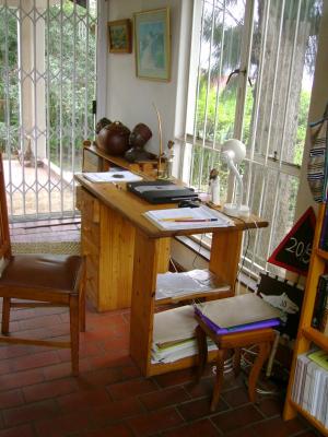 writing desk