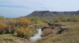 Image of yellow house canyon