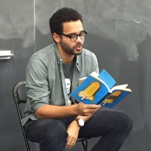 Image of  Sergio Gutiérrez Negrón reading from Issue 16 in an Amherst classroom.