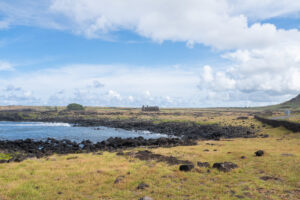 Image of fields and a lake in Rapa Nui.